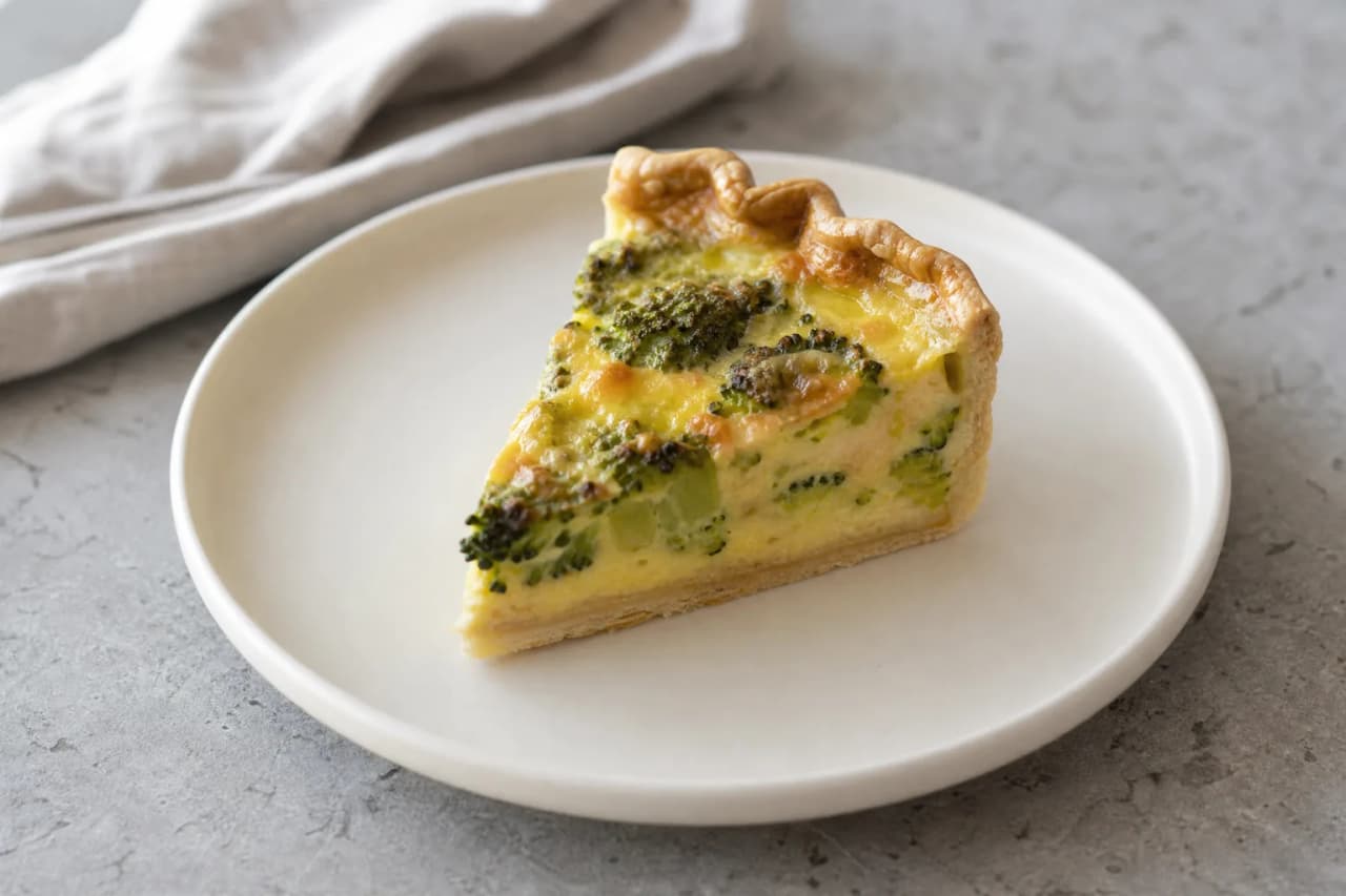 Brokkoli-Quiche, angerichtet